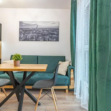 Wrocapartments Westcenter - Parking Free Apartment Breslau